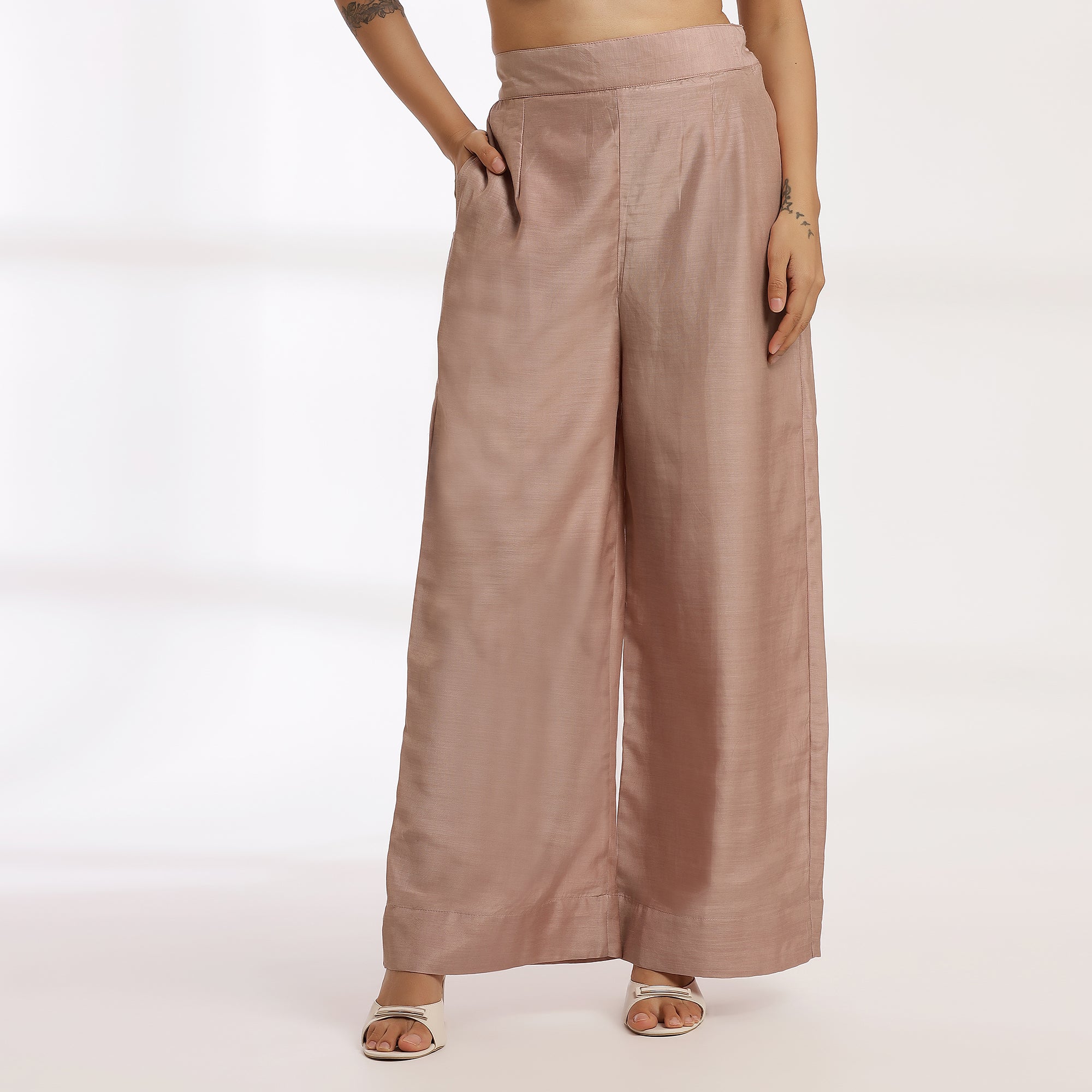 Vero - Palazzo straight comfy look.