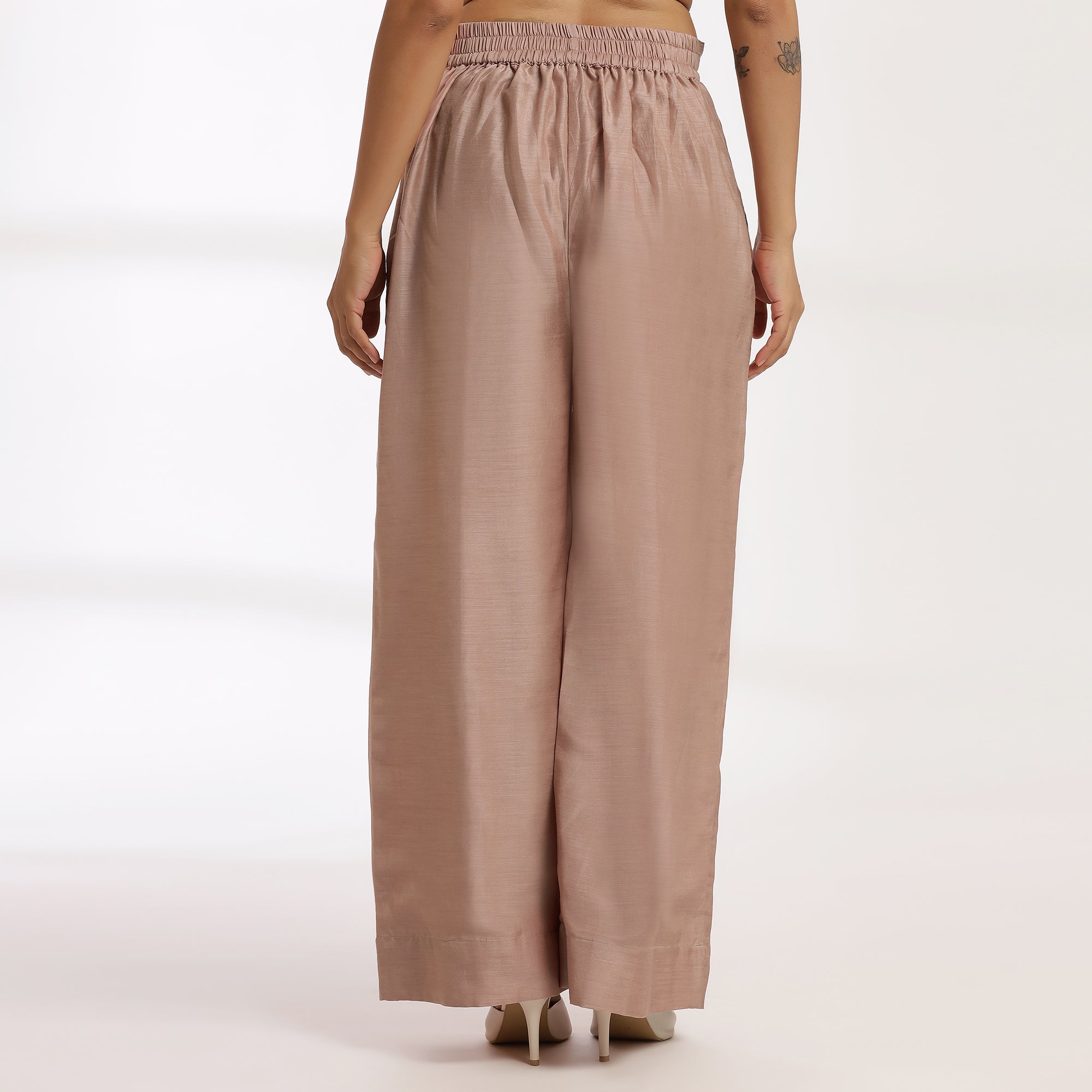 Vero - Palazzo straight comfy look.