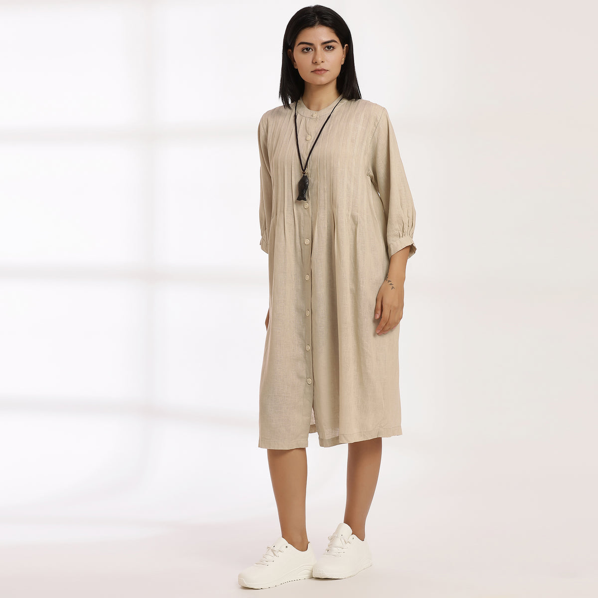 Pause - Sandstone Button Look Elegance with Everyday Comfort