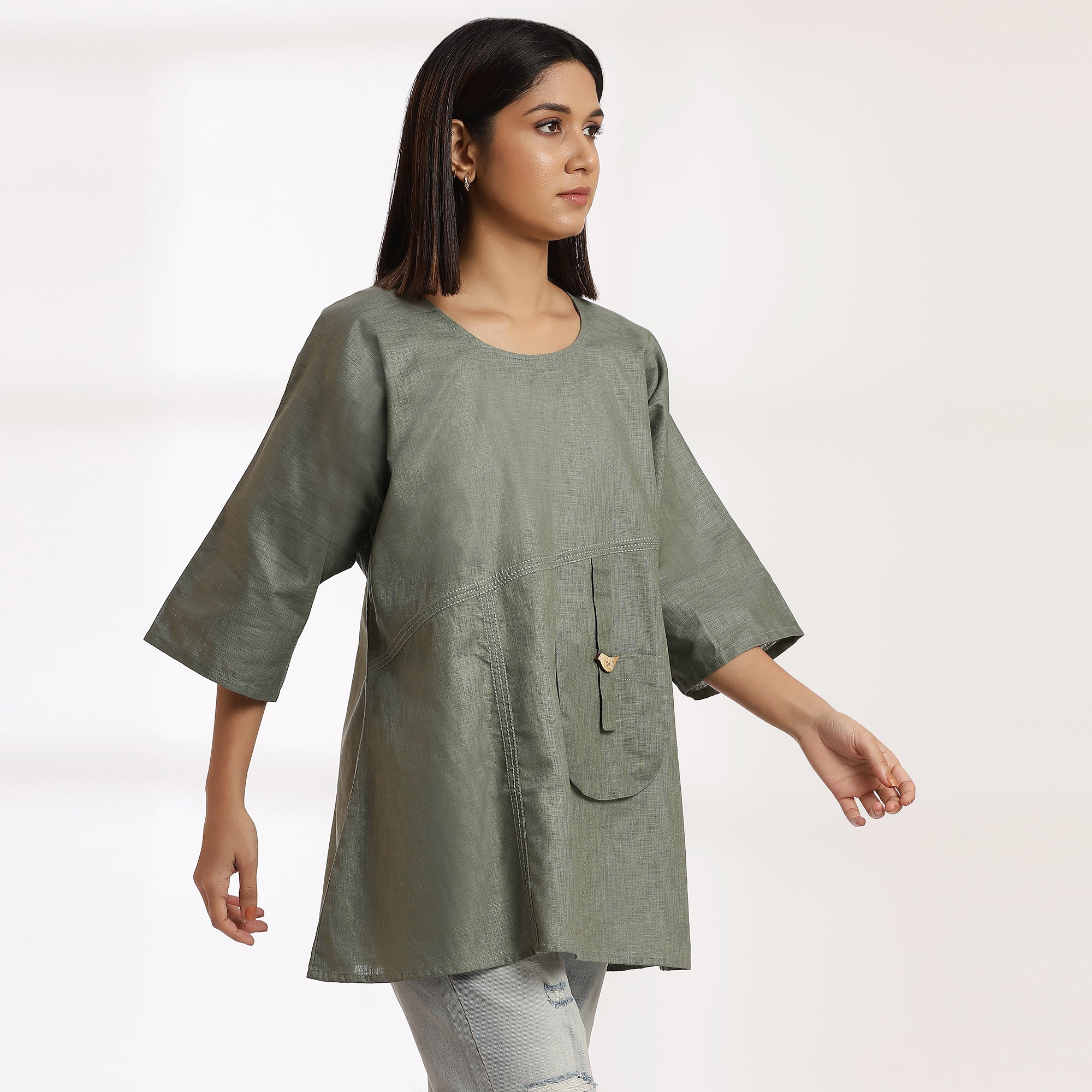 Trail - Olive Pocket top with sparrow Buttons