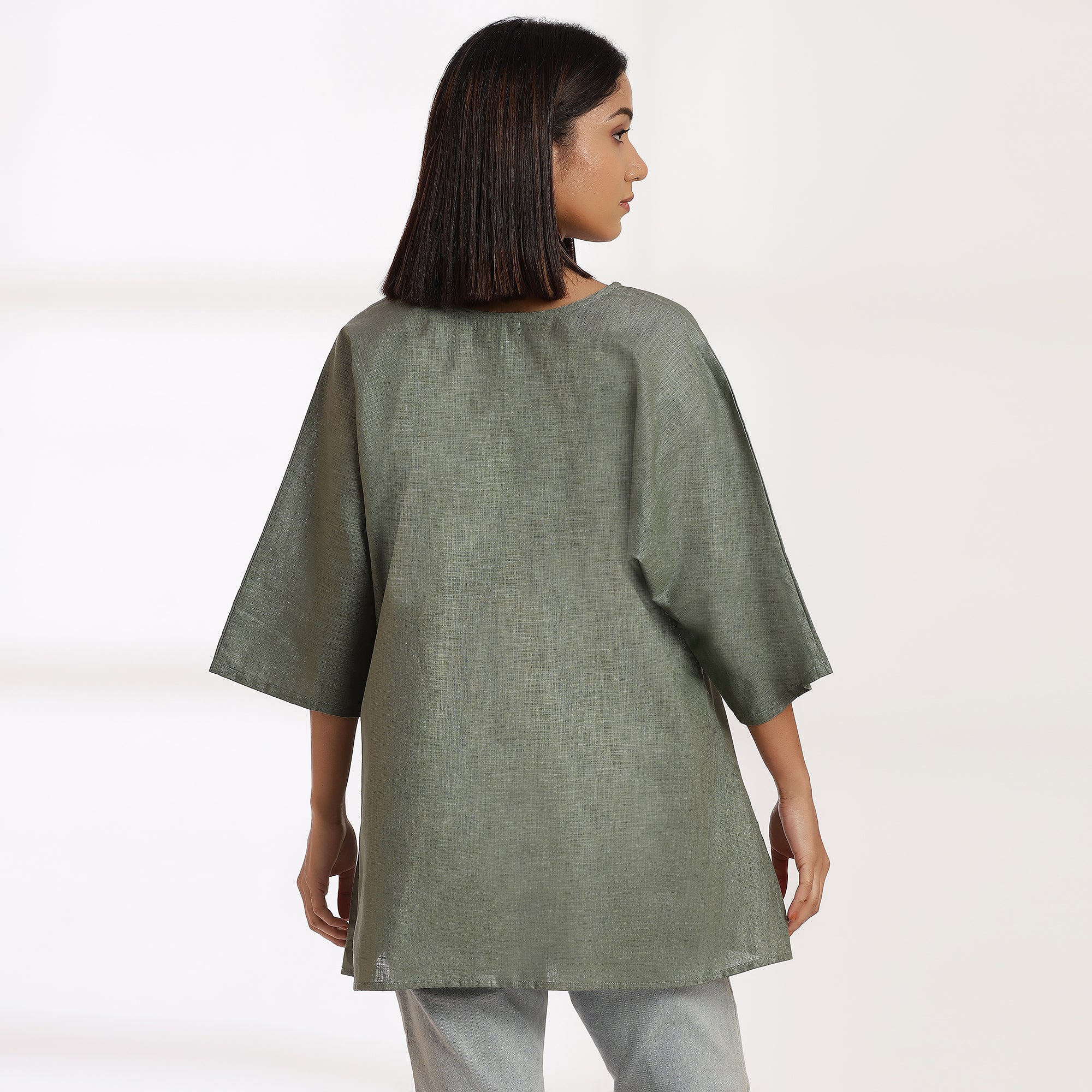 Trail - Olive Pocket top with sparrow Buttons