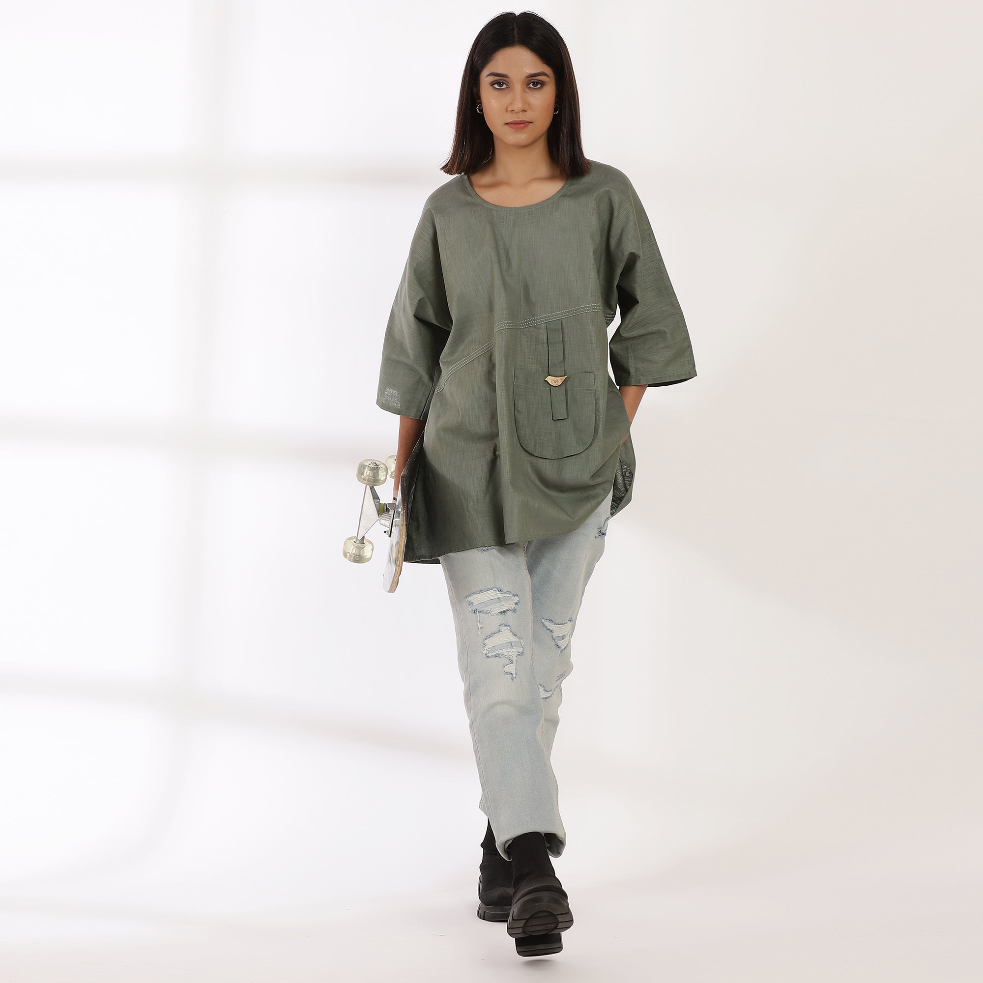 Trail - Olive Pocket top with sparrow Buttons