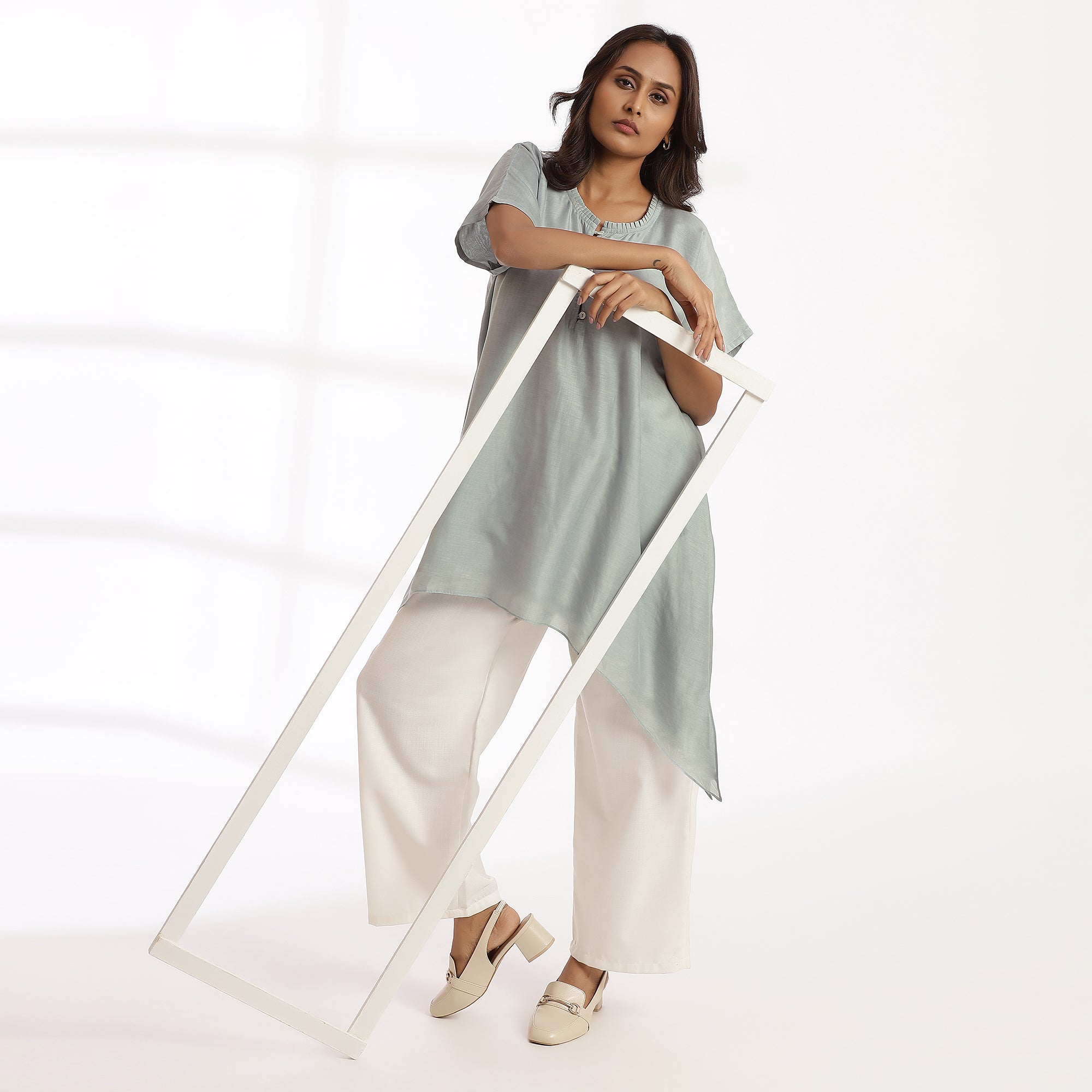 Nysa - Whisper Tunic Comfort & Modern Elegance