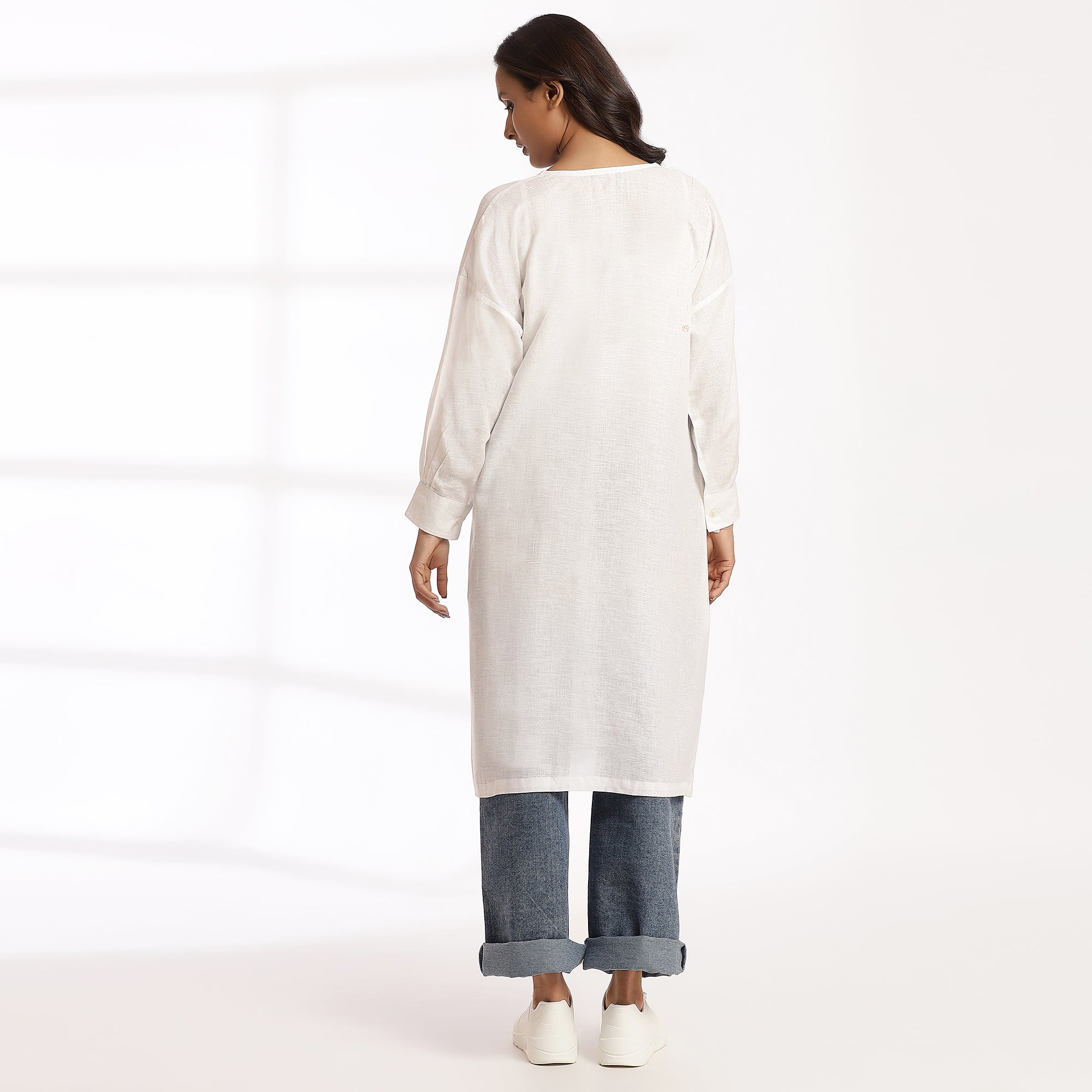 Soft Edge- Full Sleeve Straight Fit Kurta – Perfect for All Occasions