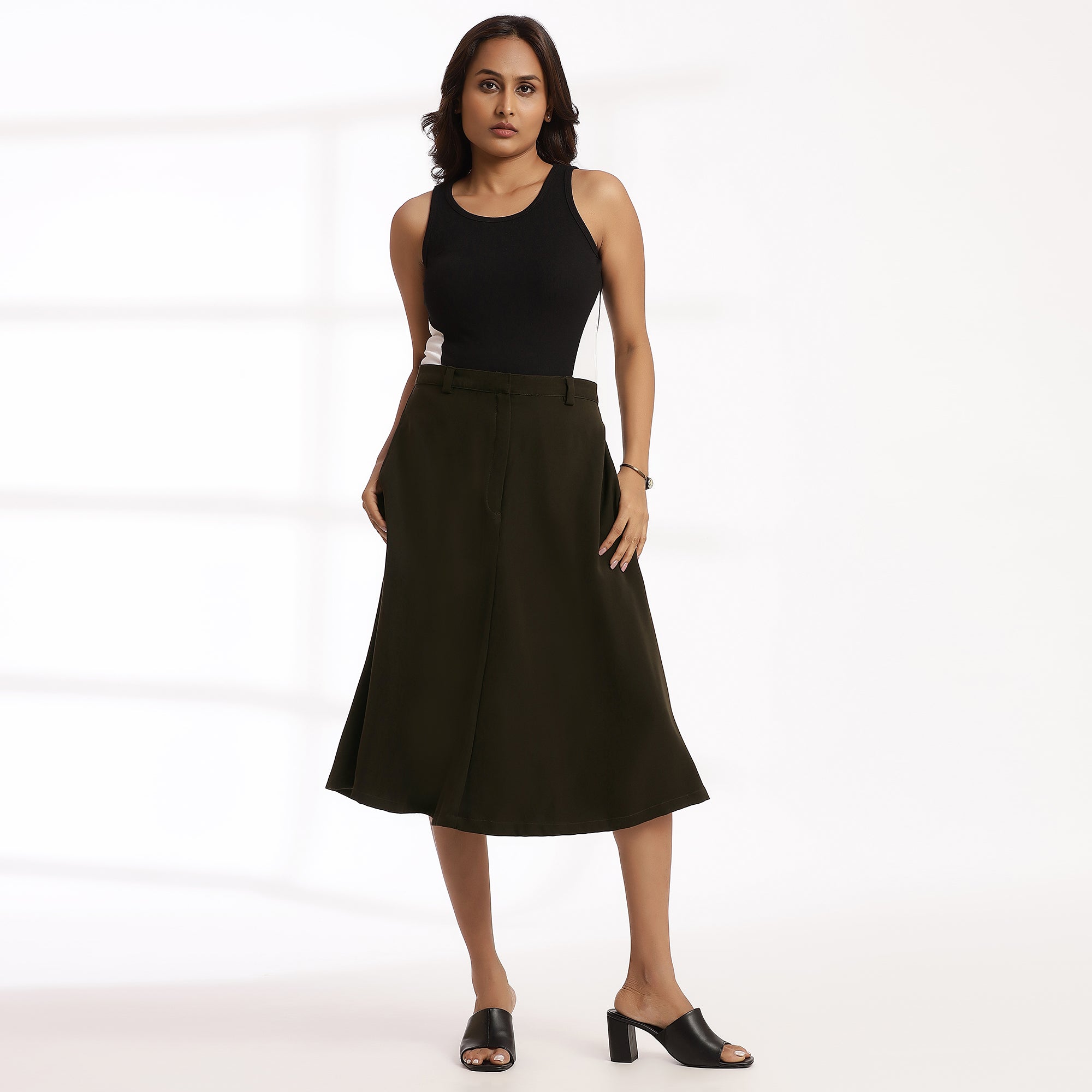 Escape-High waist skirt comfortable for both casual & semi - formal look